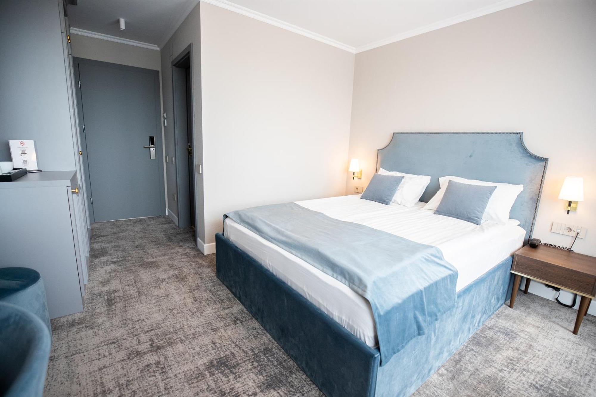 Hotel Meridian Cluj-Napoca Eksteriør billede