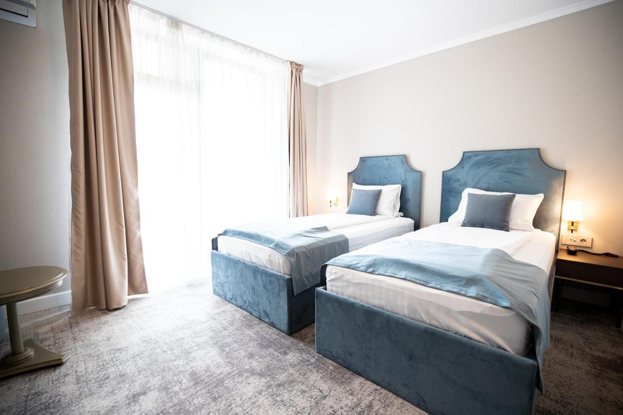 Hotel Meridian Cluj-Napoca Eksteriør billede